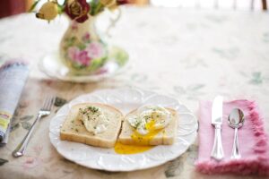 朝に乾燥肌に最適な洗顔料は使うべき？