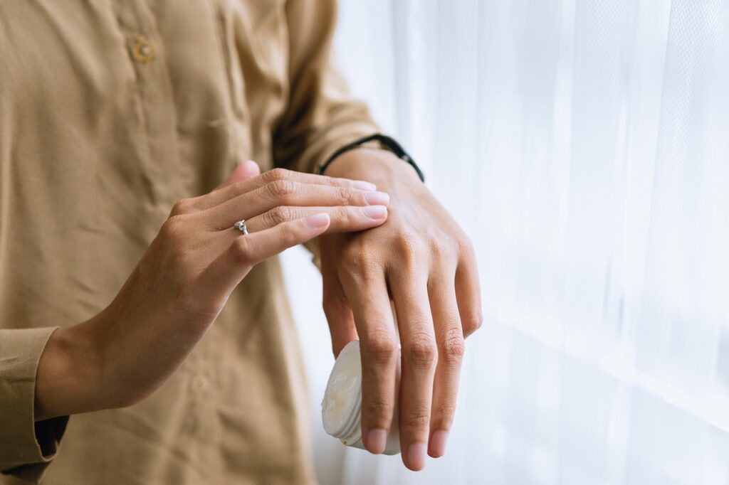 50代が肌の透明感を出す方法とは？